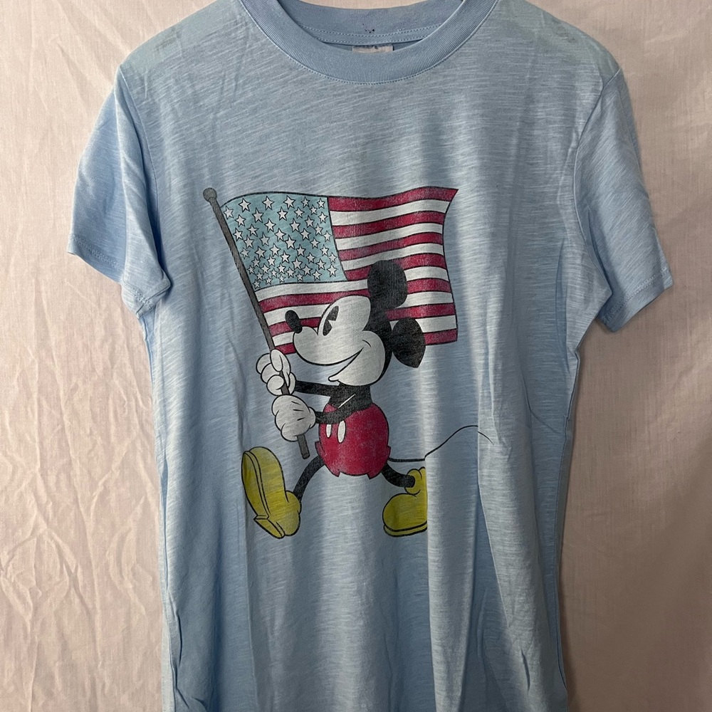 Mickey Mouse - Picture 2 of 2